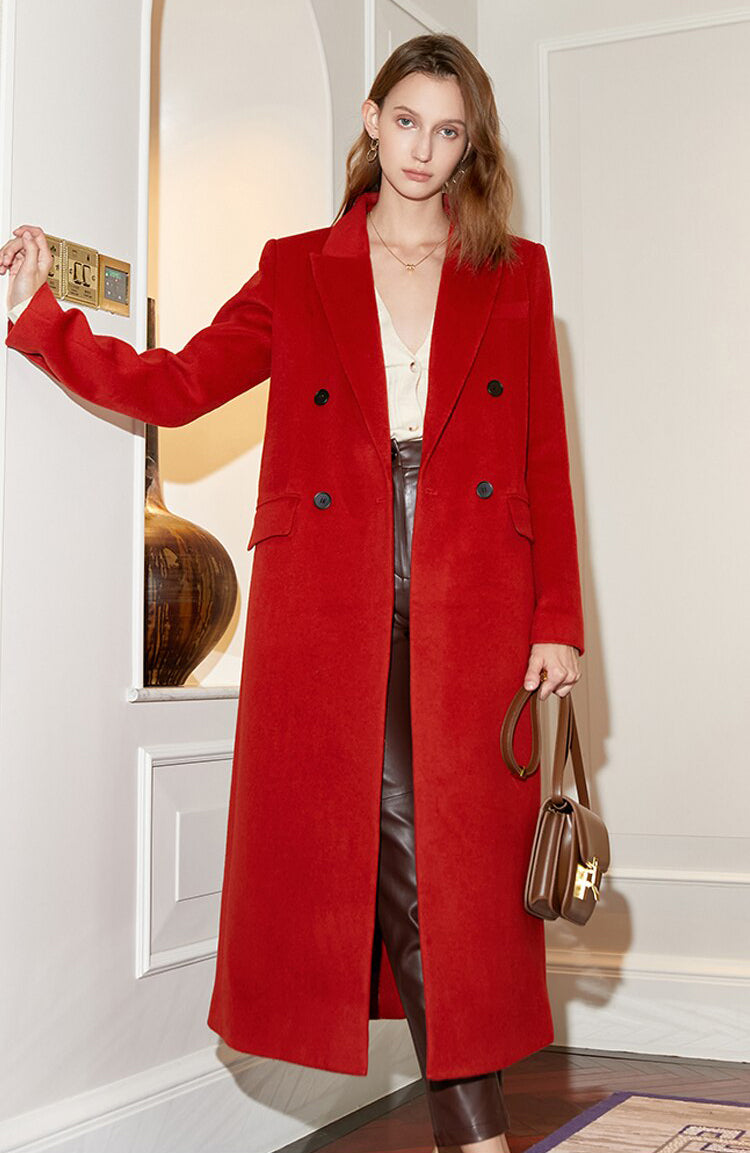 JANAE LONG COAT IN RED