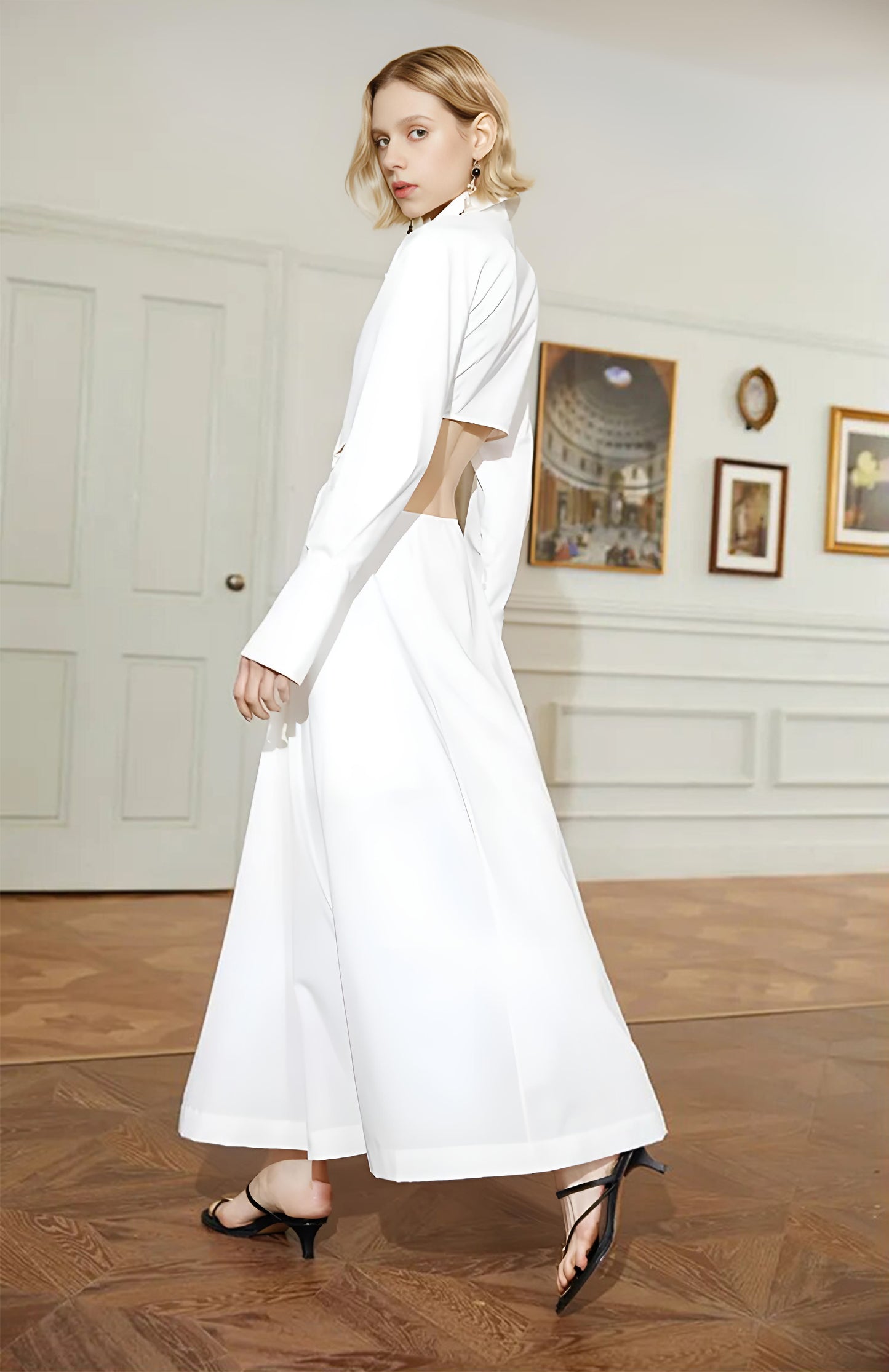 CORSAR DRESS IN WHITE